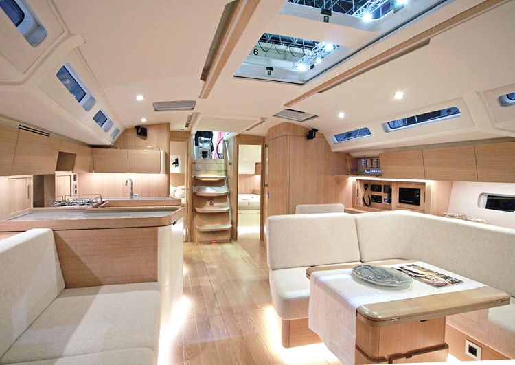 Euphoria 54 Production Sailing Yacht